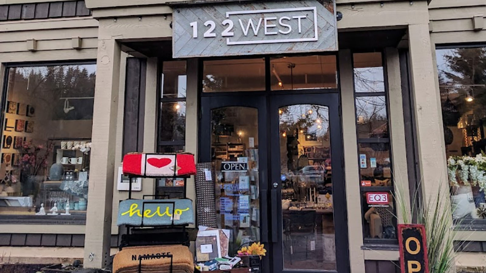 122 West Store outside exterior